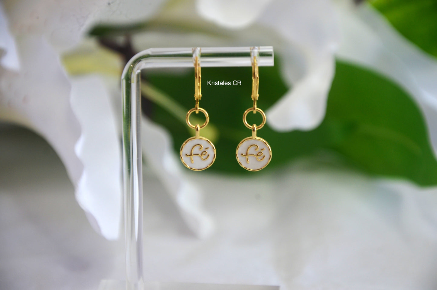 Aretes de Fe (Blanco)