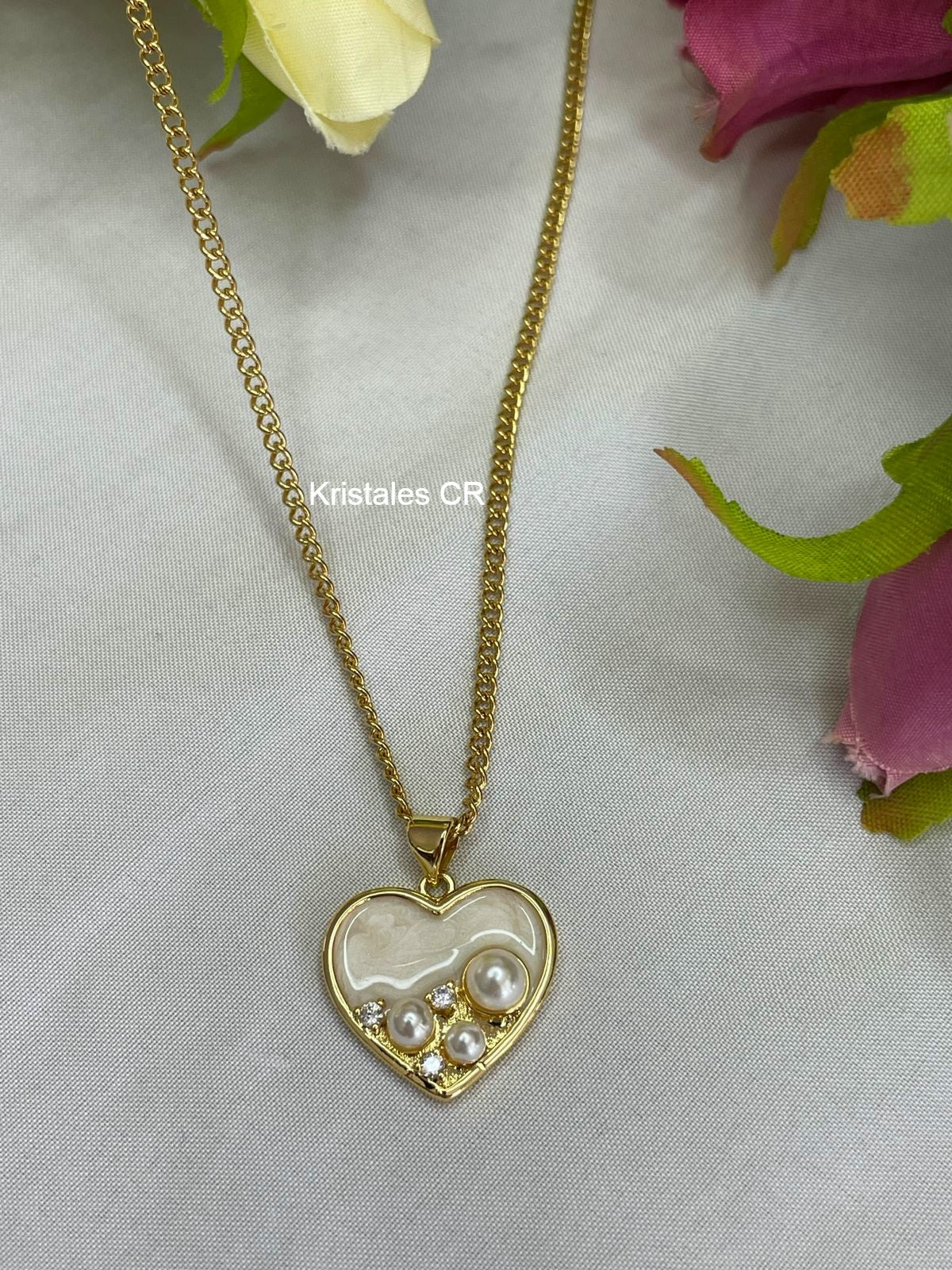 Collar de Corazón con Perlas