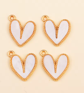 Dije Corazón con Borde Dorado